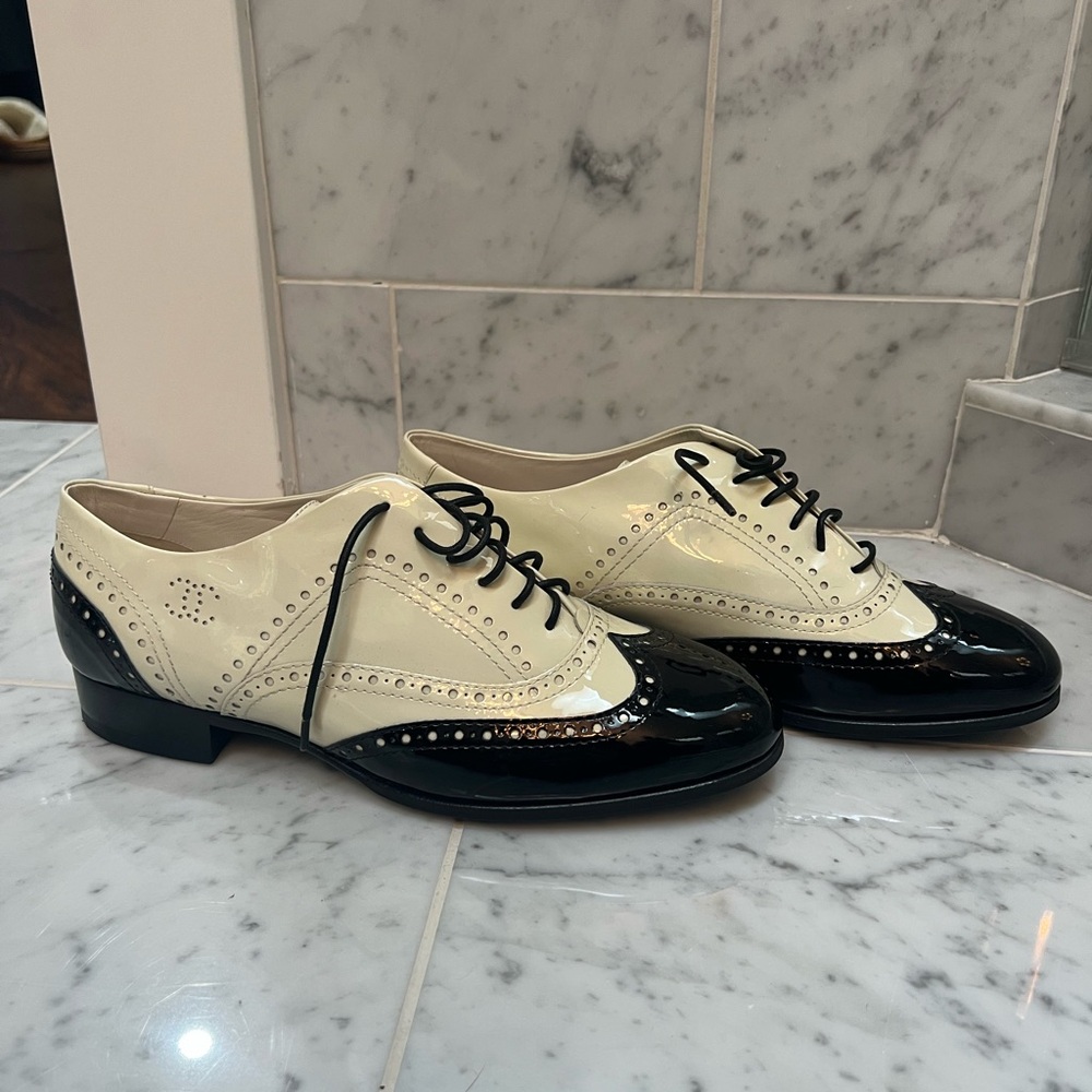 Chanel Original Crème and Black Shoes